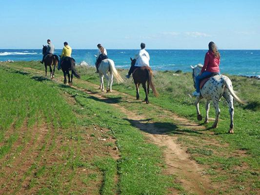 Tenuta Valle Dell Idro Otranto Con Piscina Casamassella Zewnętrze zdjęcie
